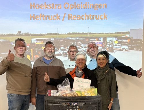 Hoekstra Opleidingen sponsor van de vorkheftruck certificaten!